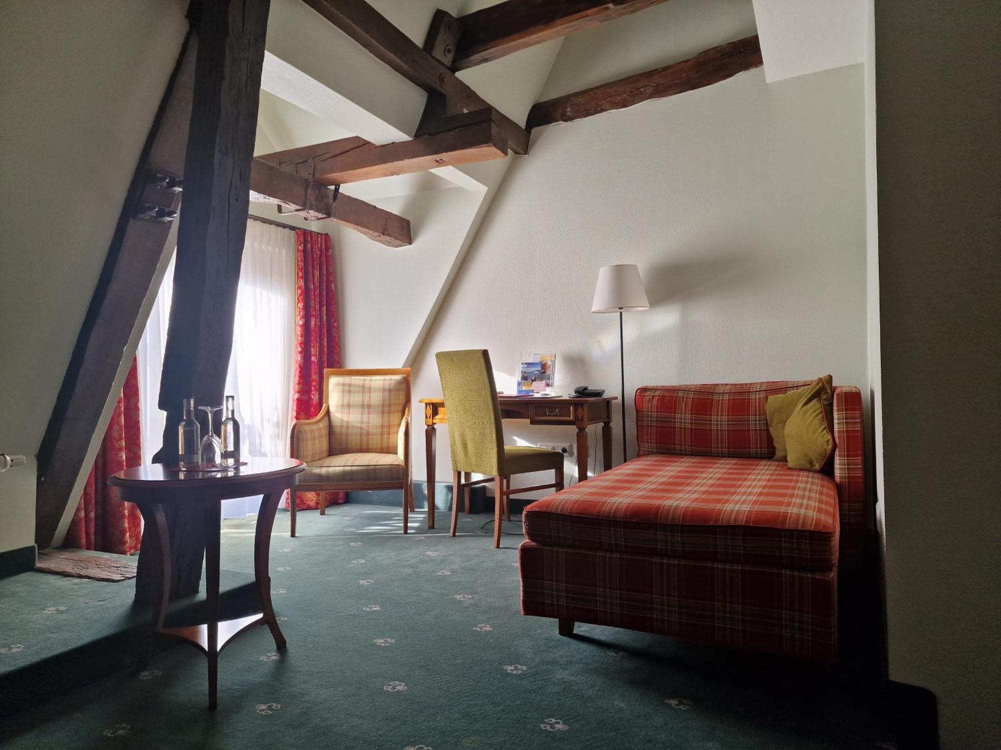 Burg Warberg Hotel Buitenkant foto